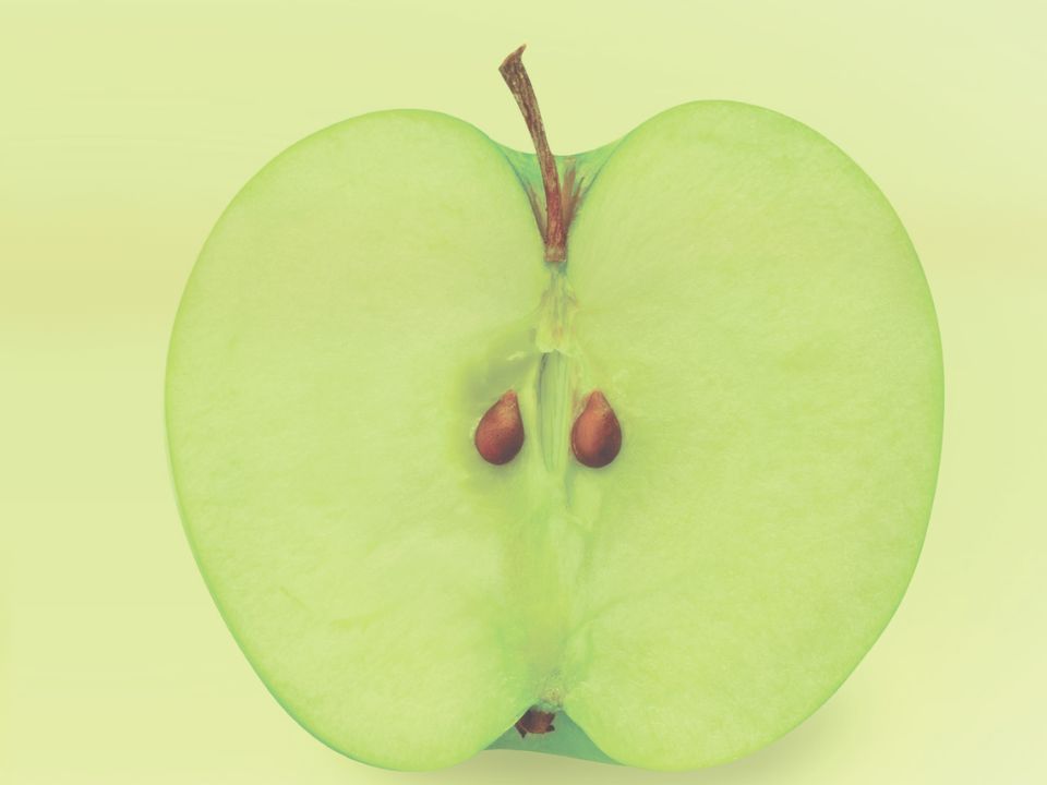 Image of sliced green apple